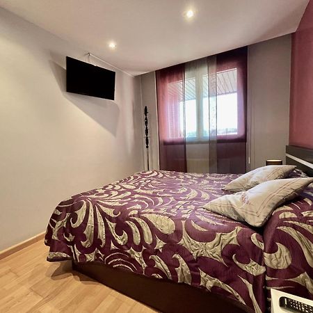 Apartamentos Ciudad Del Calzado Арнедо Экстерьер фото